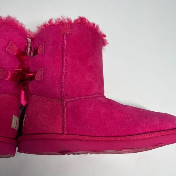 Ugg Mini Bailey Bow II Pink Azalea Fur Boots Big Kids Size 5 Women’s Size 6,5NWT - Picture 10 of 10